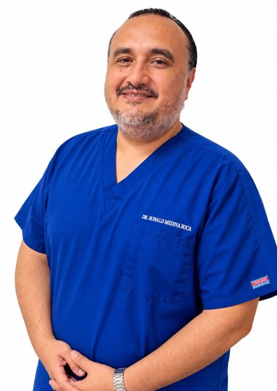 Dr. Ronald Medina Roca, médico general